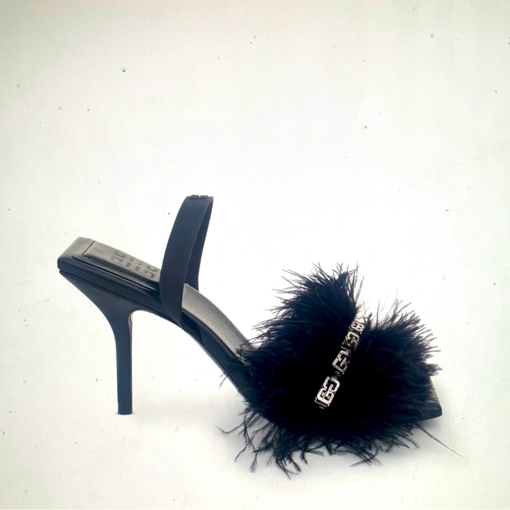 Givenchy Slingback Sandal With 4G Silver Chain In Black